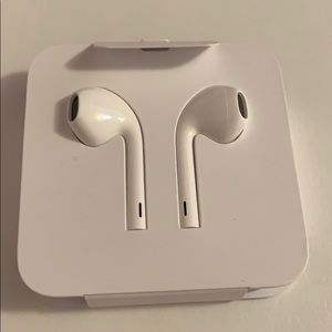 Apple Earphones EarPods Lightening Cable